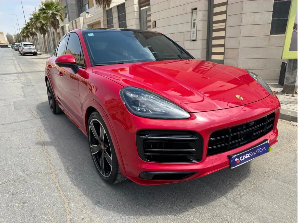 Car image 3
