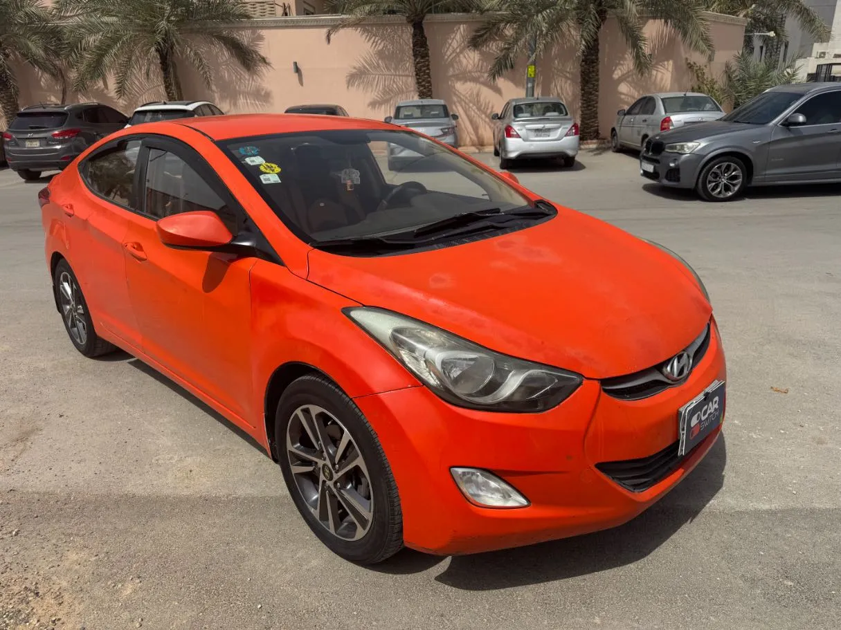 Car image 3