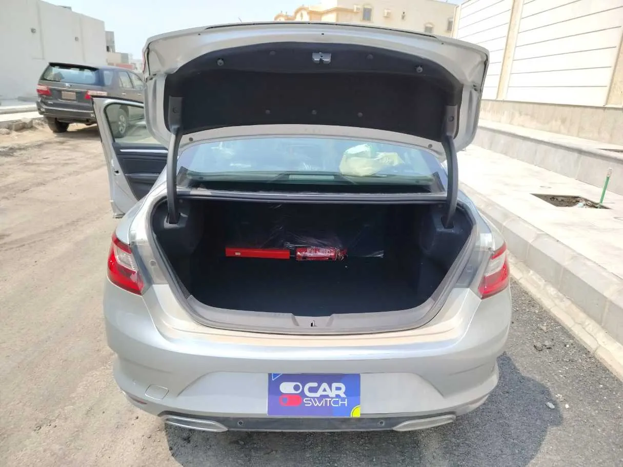 Car image 33