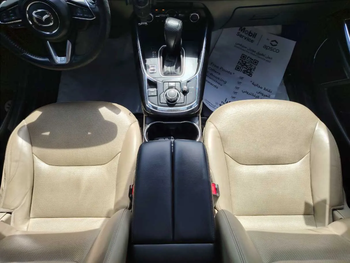 Car image 21