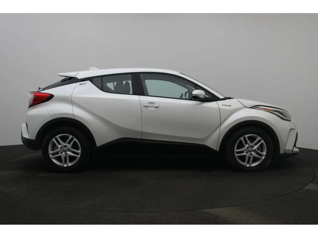 Car image 13