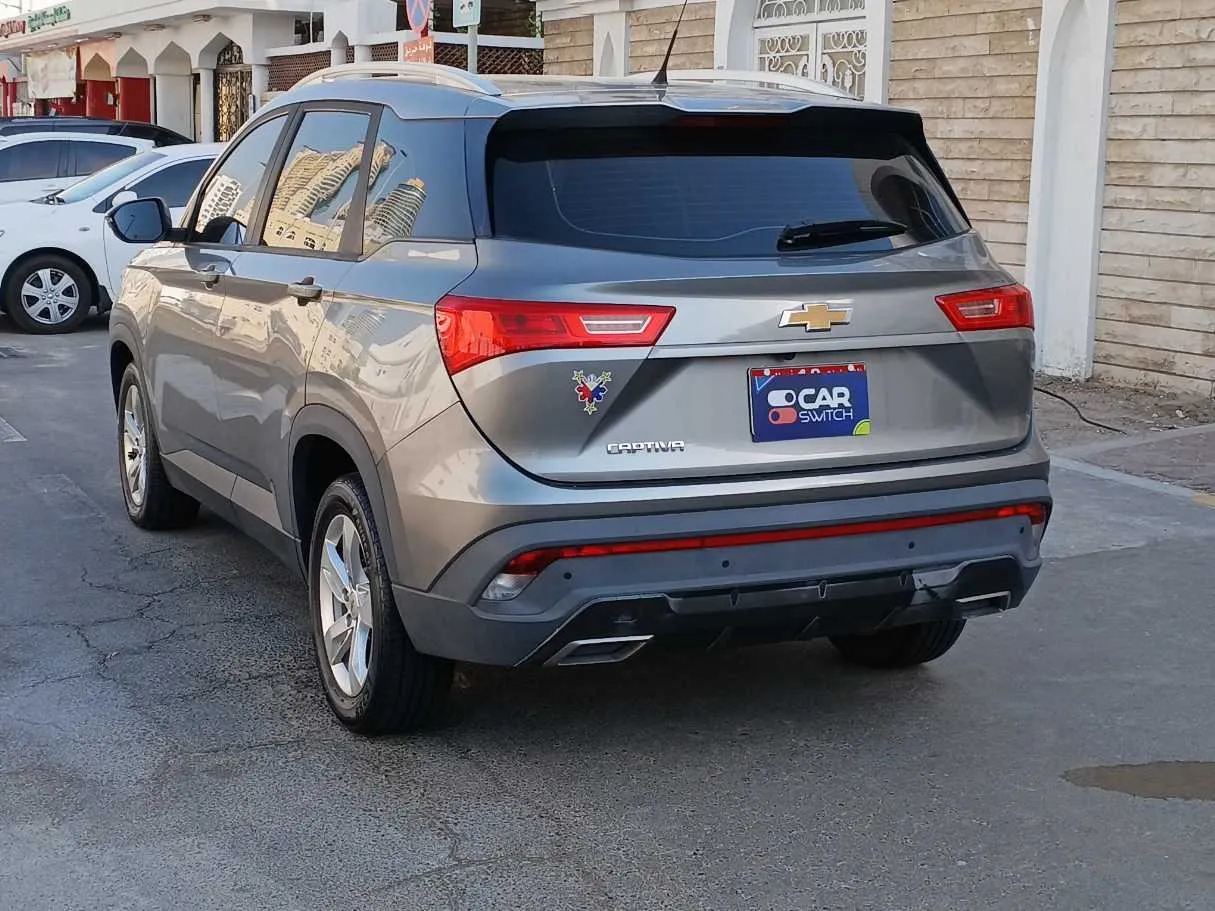 Car image 7