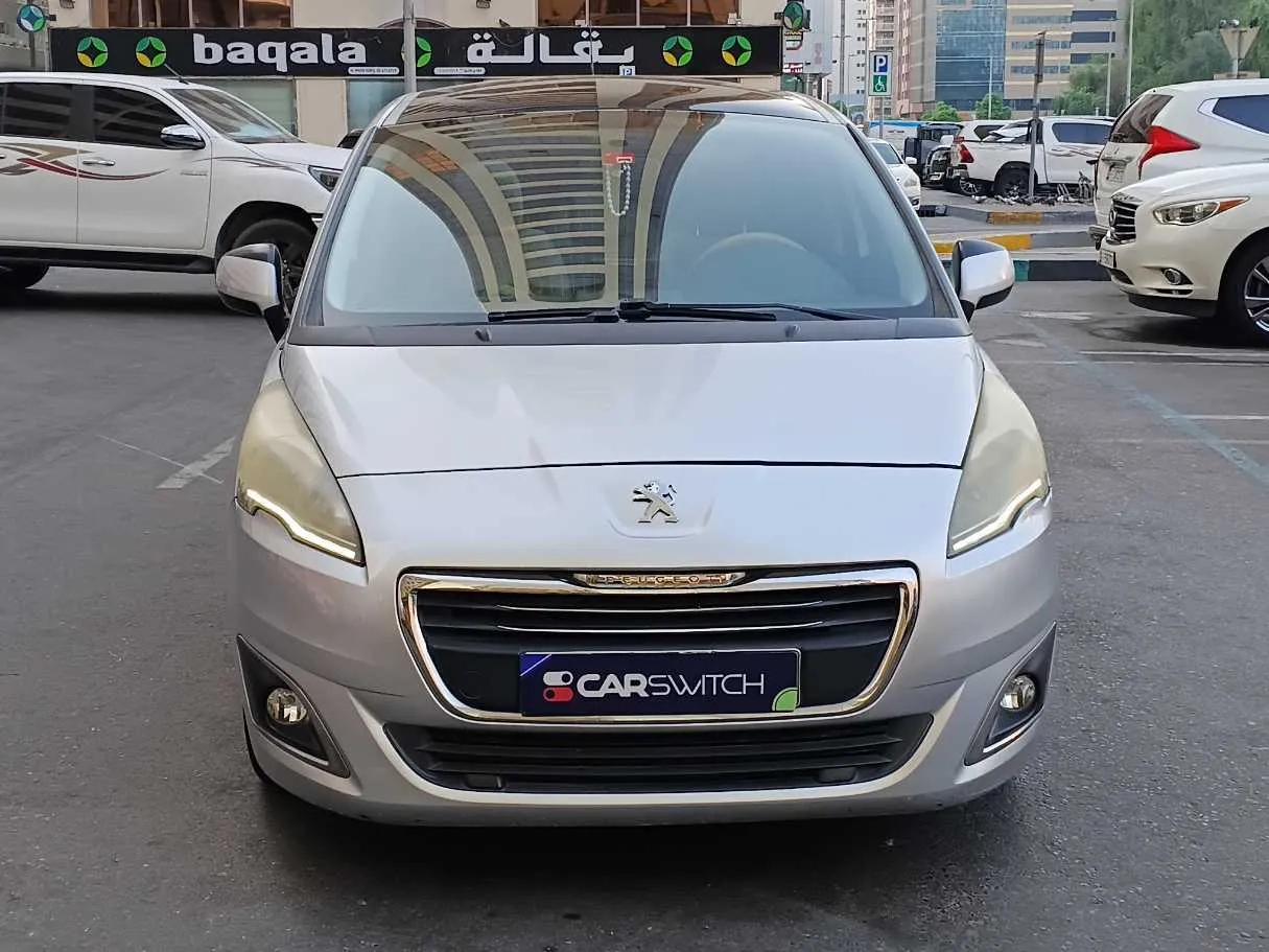 Car image 2