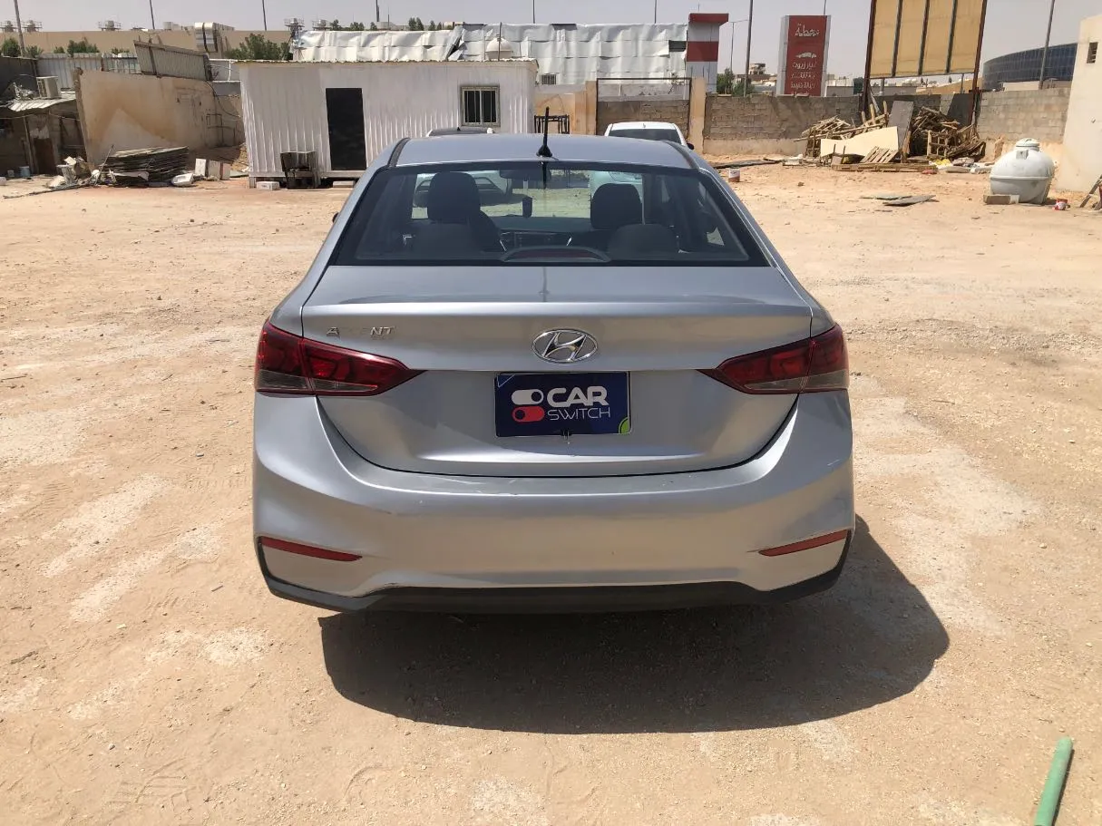 Car image 6