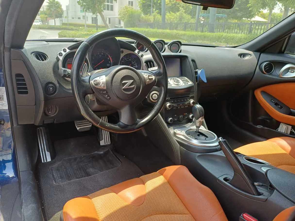 Car image 11