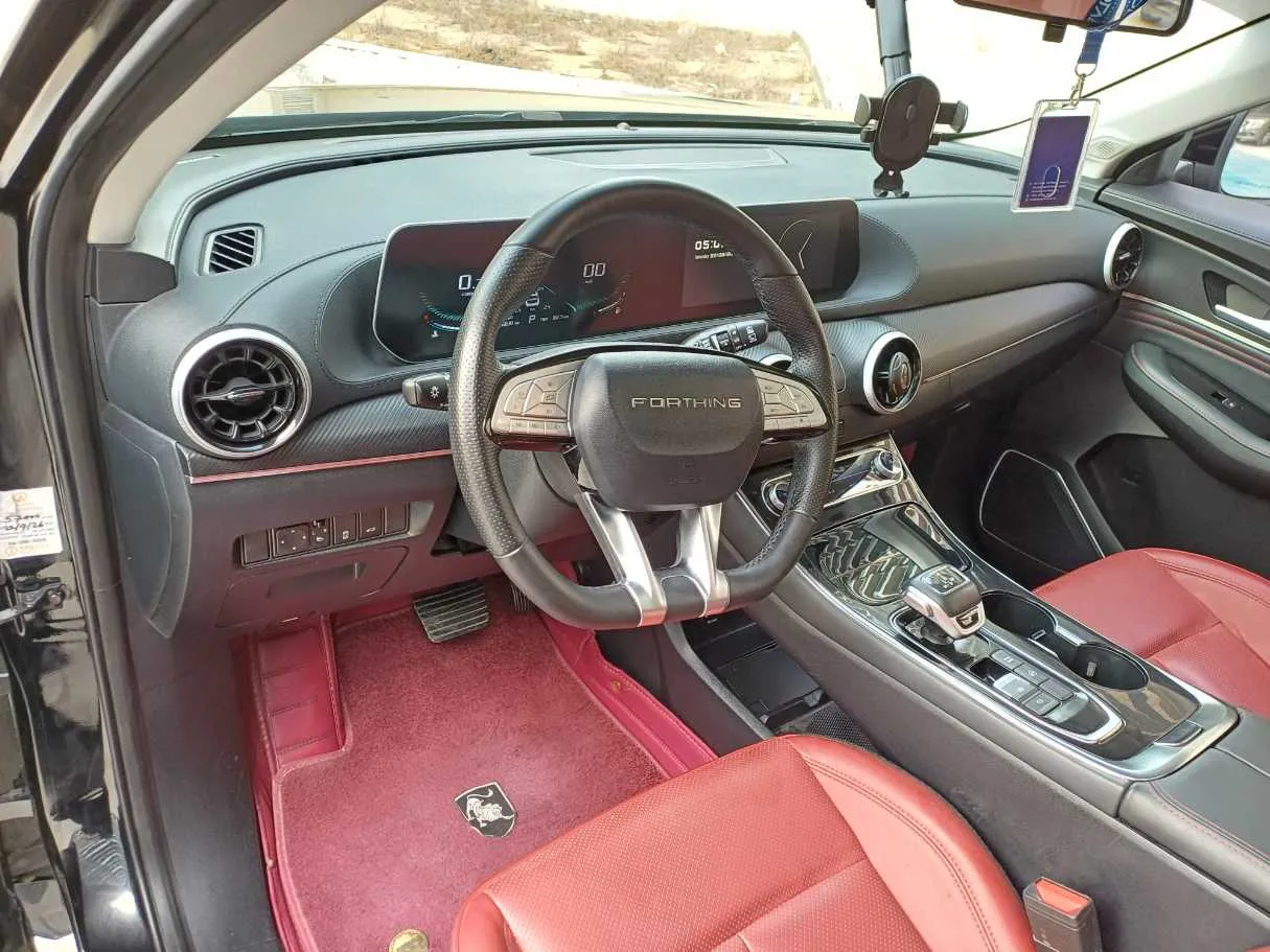 Car image 11