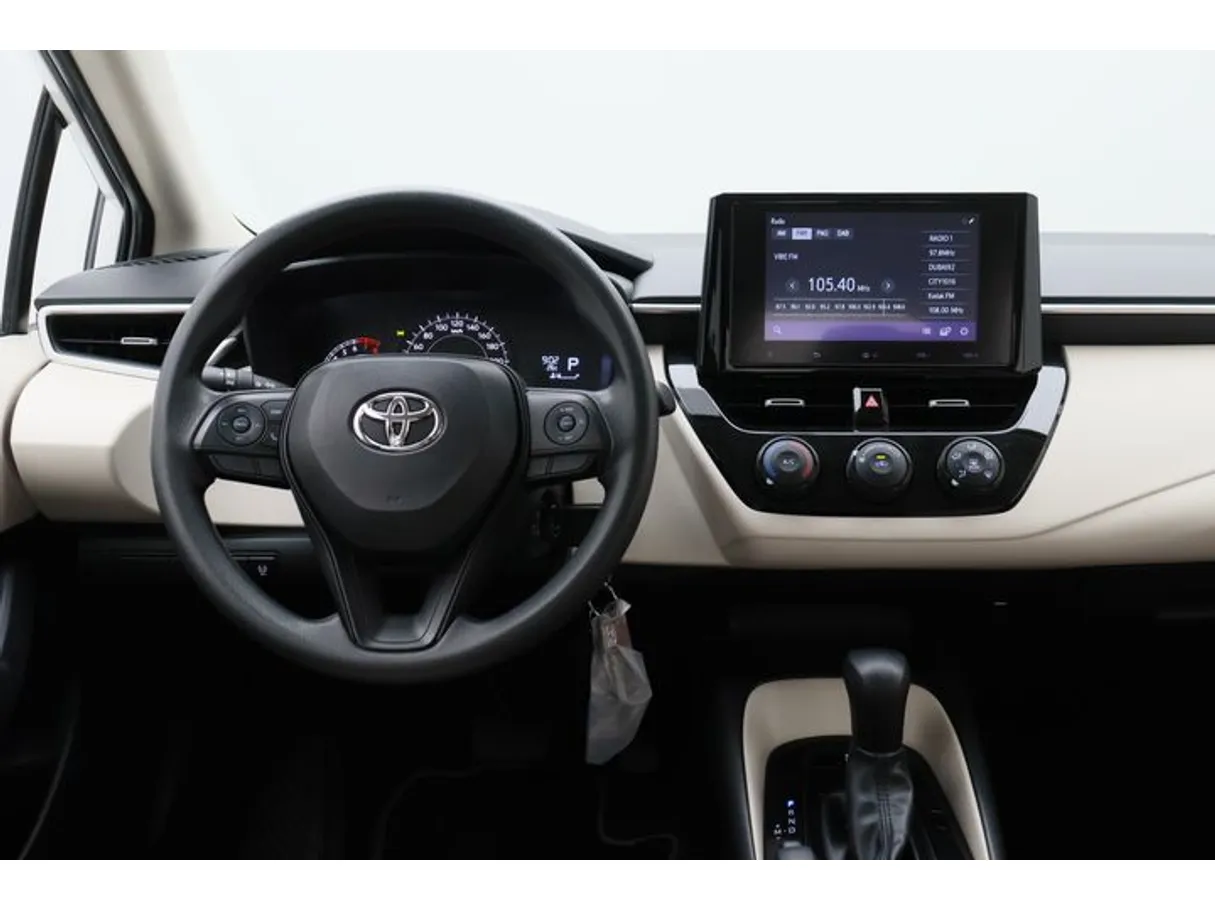 Car image 15