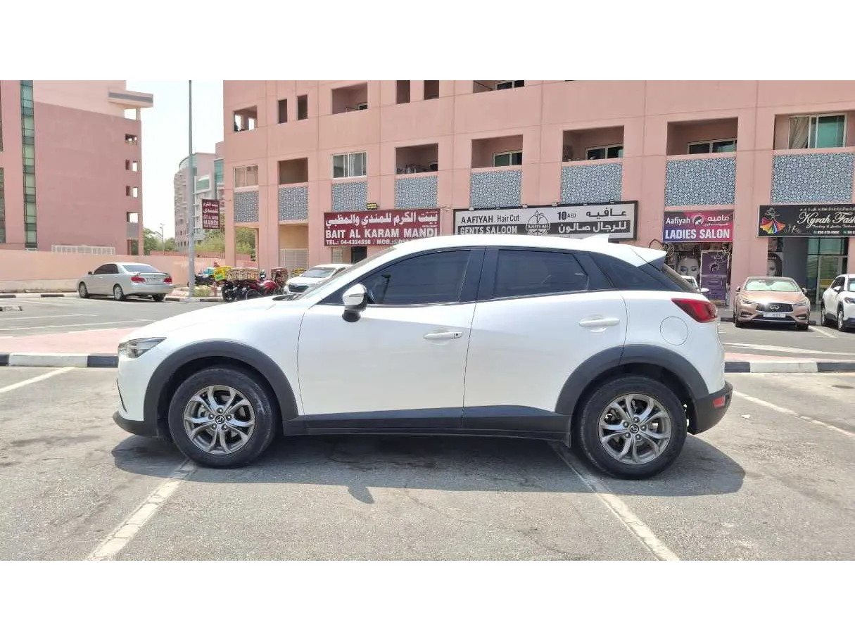 Car image 8