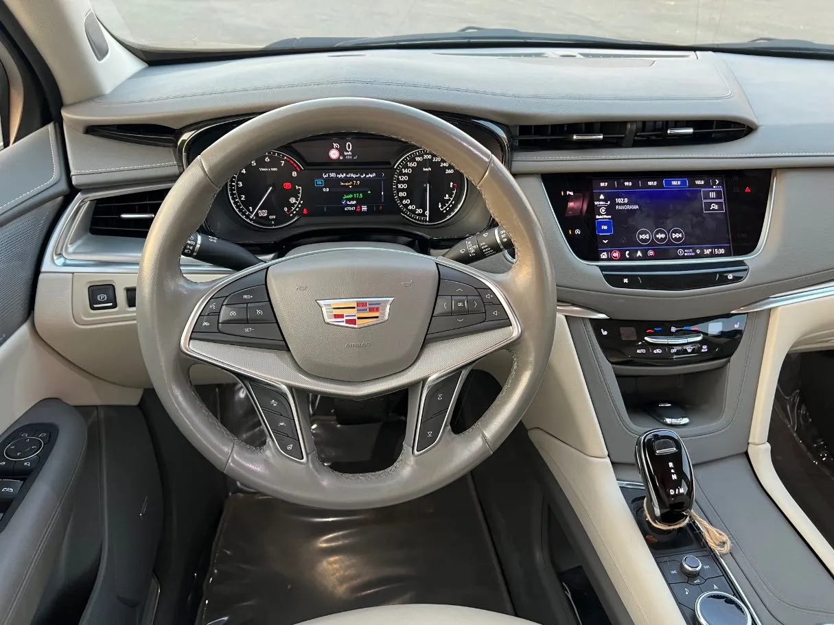 Car image 20