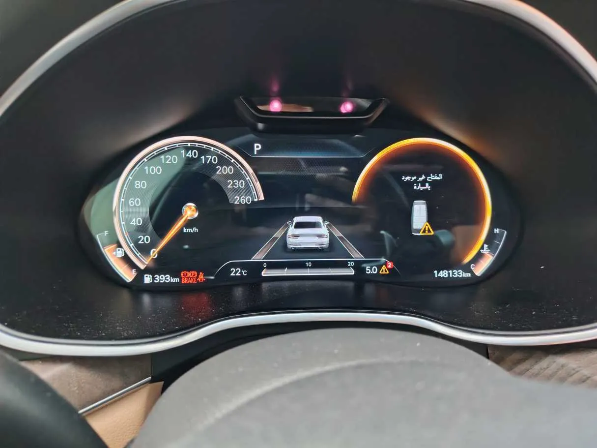 Car image 24