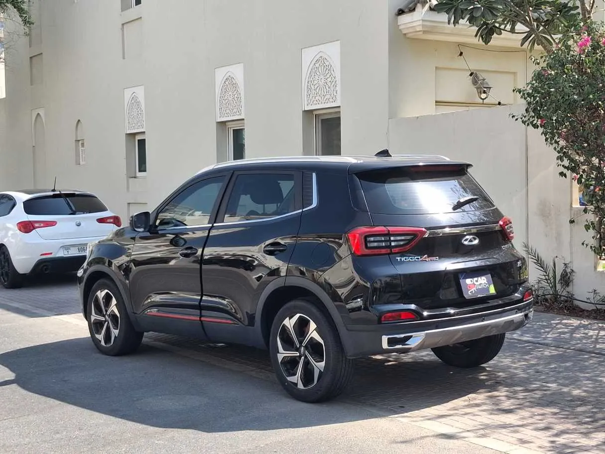 Car image 7