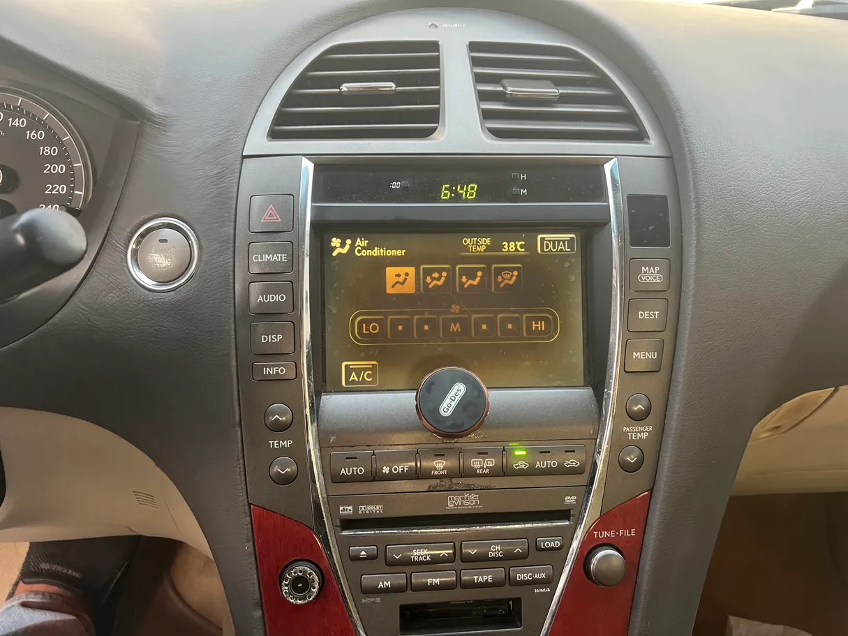 Car image 7