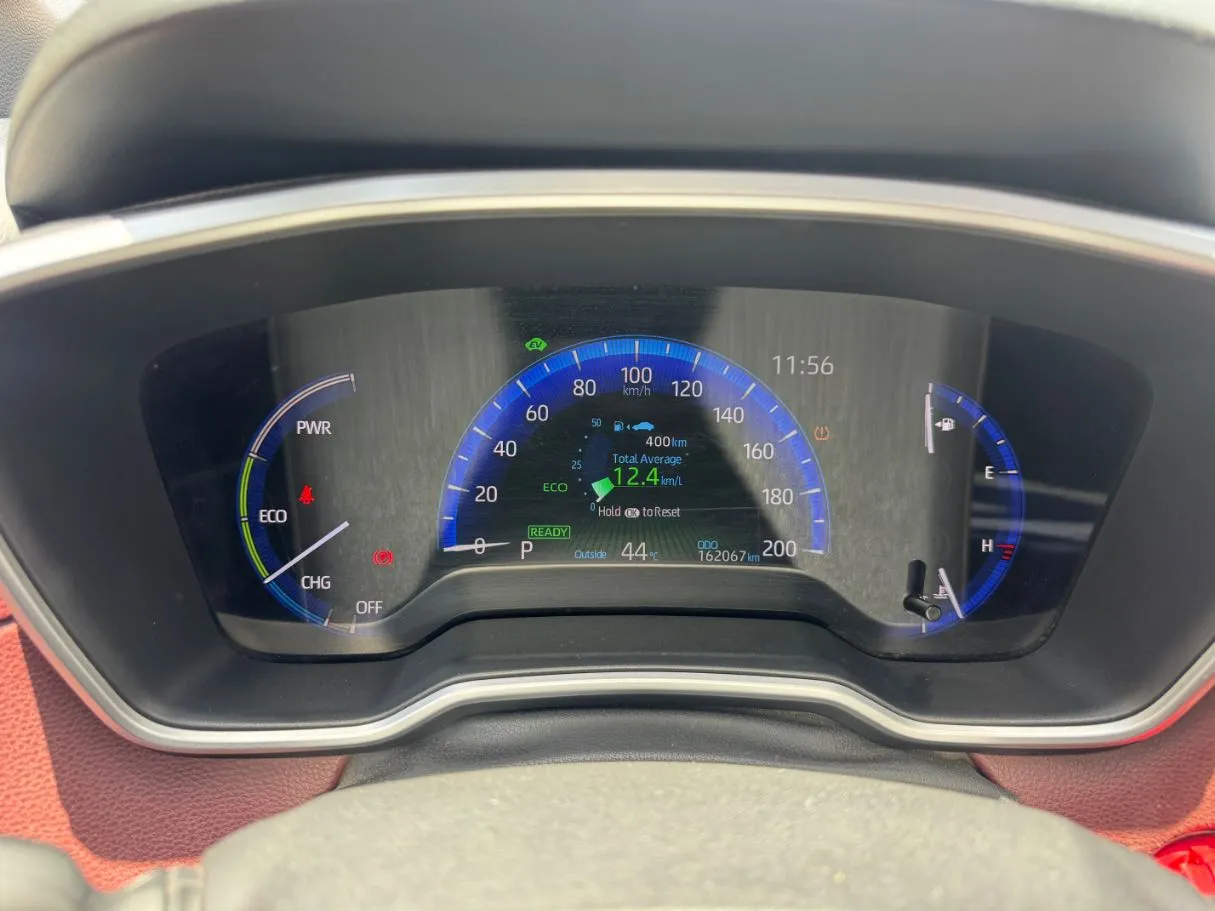 Car image 17