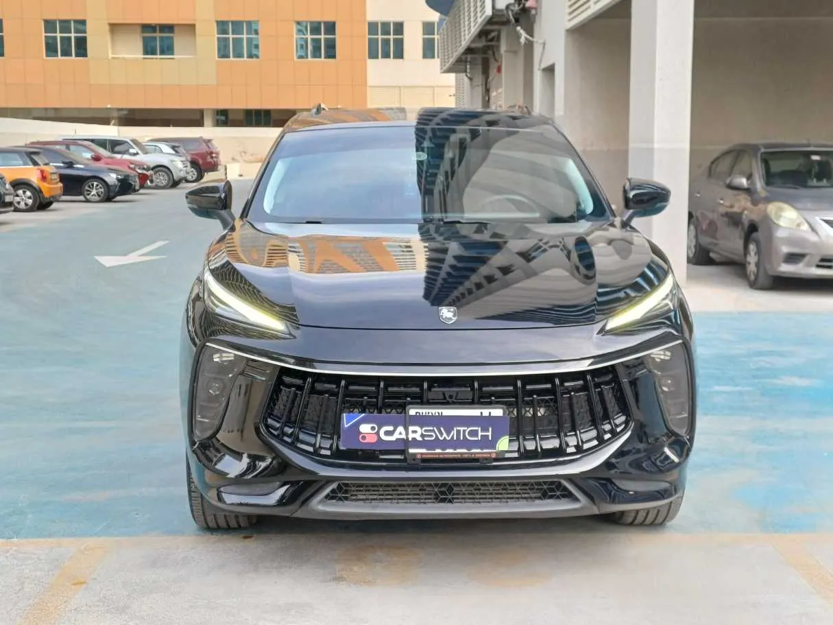 Car image 2