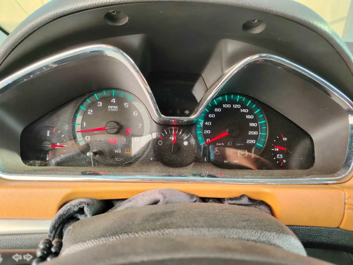 Car image 30