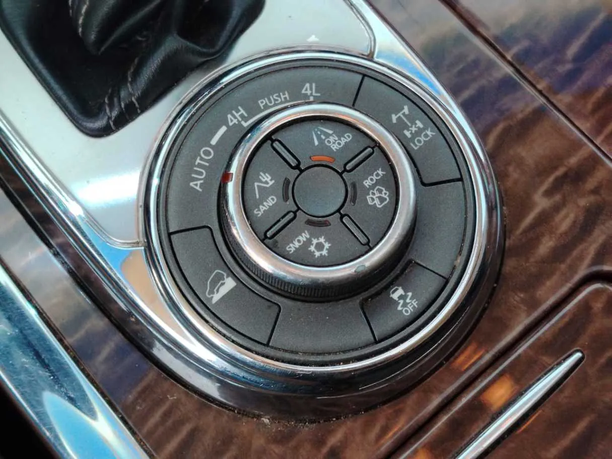 Car image 21