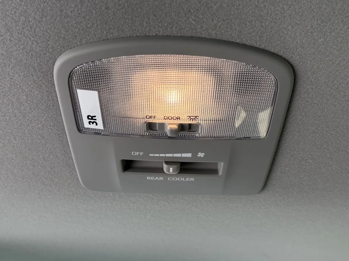 Car image 25