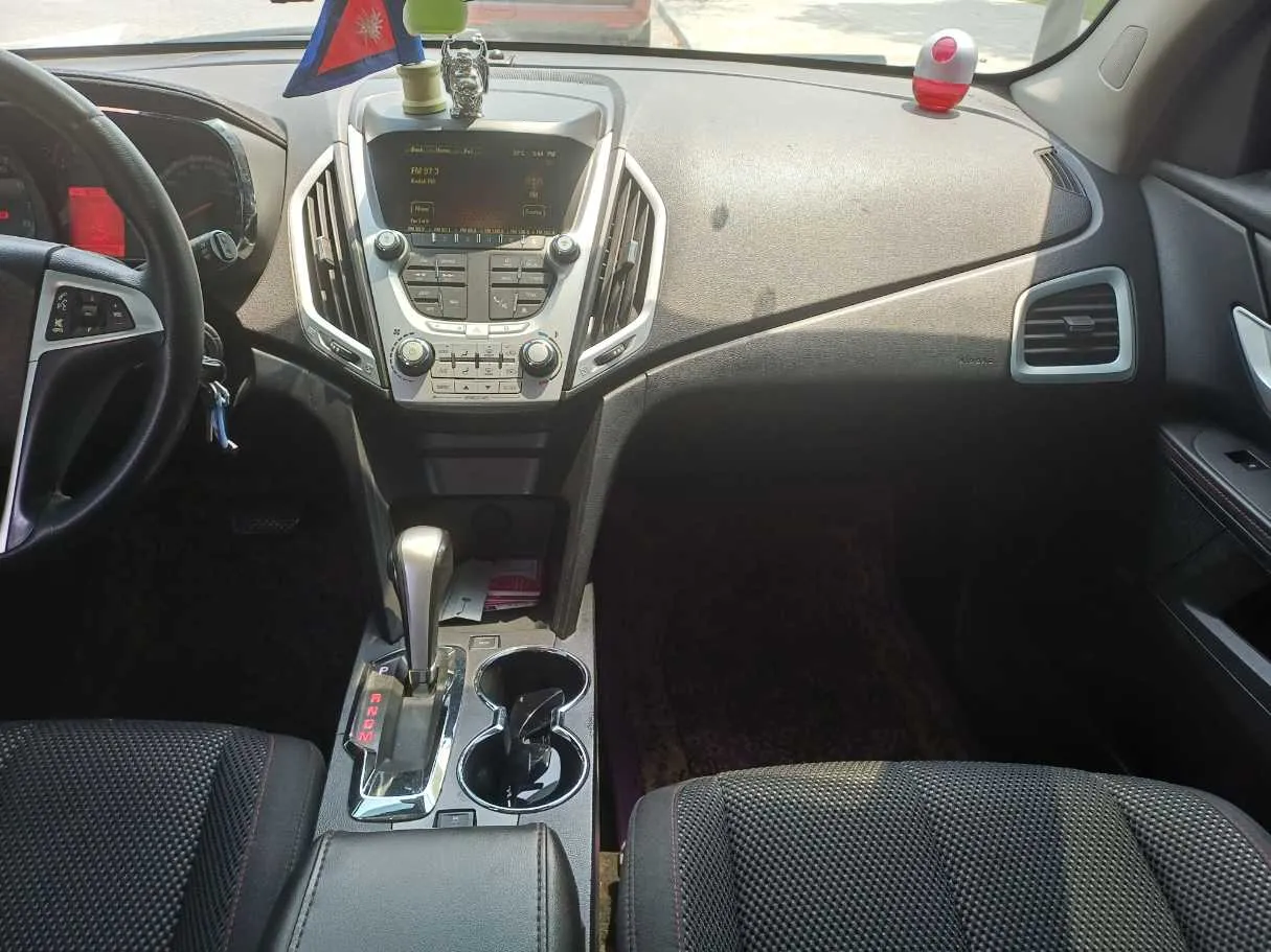 Car image 15