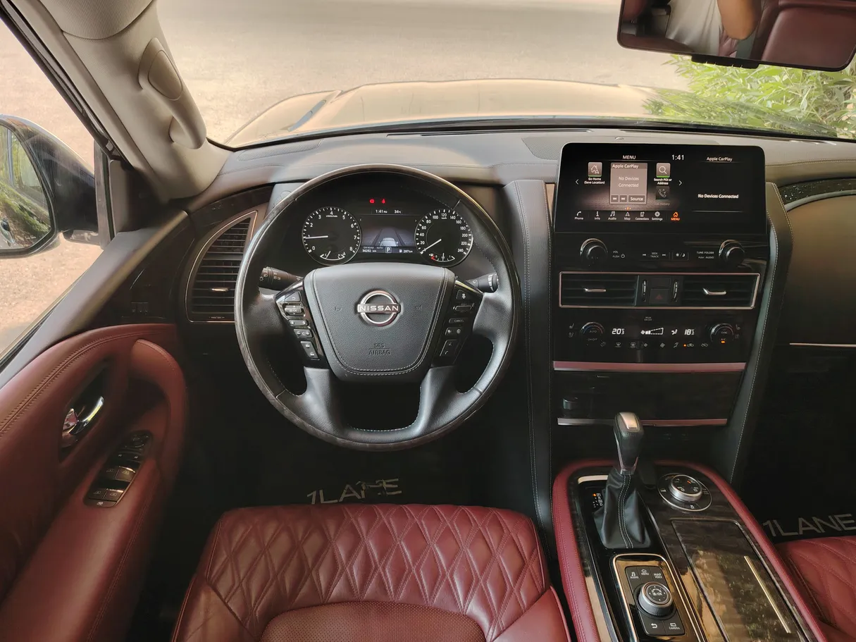 Car image 25