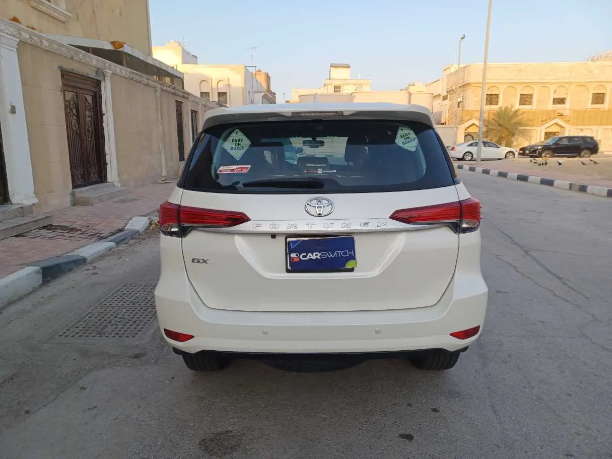 Car image 6