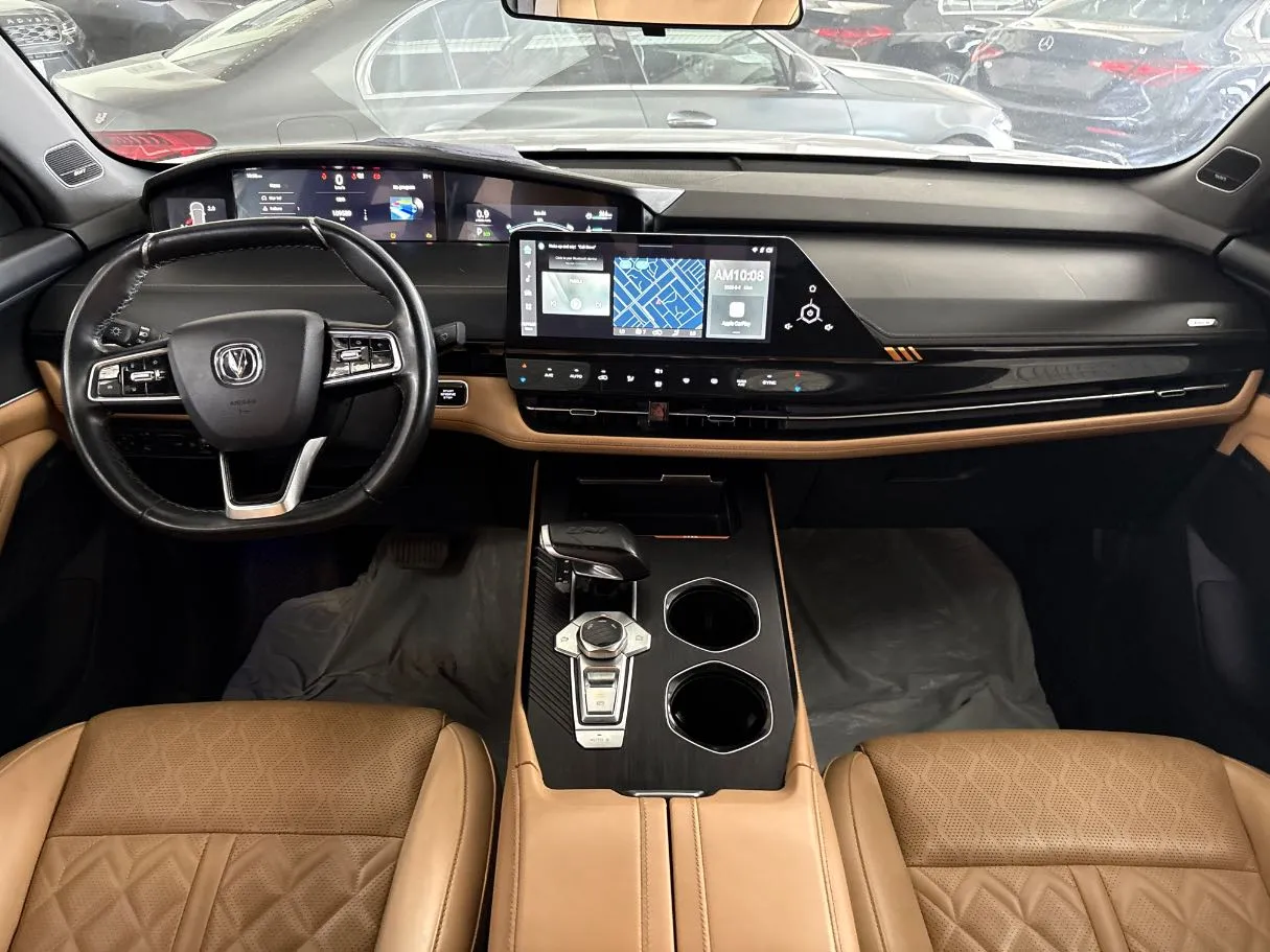 Car image 20