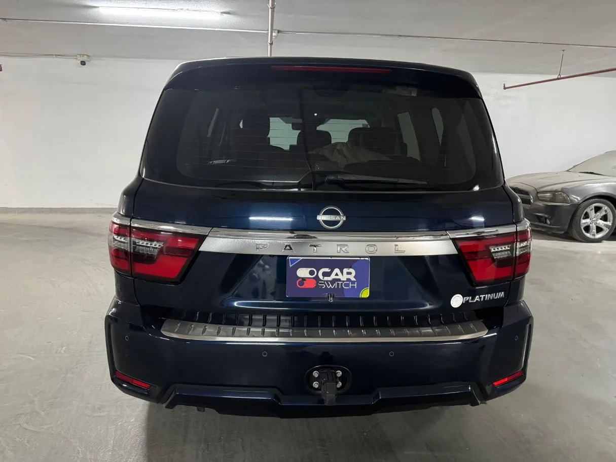 Car image 6