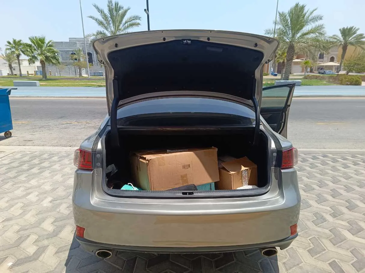 Car image 27