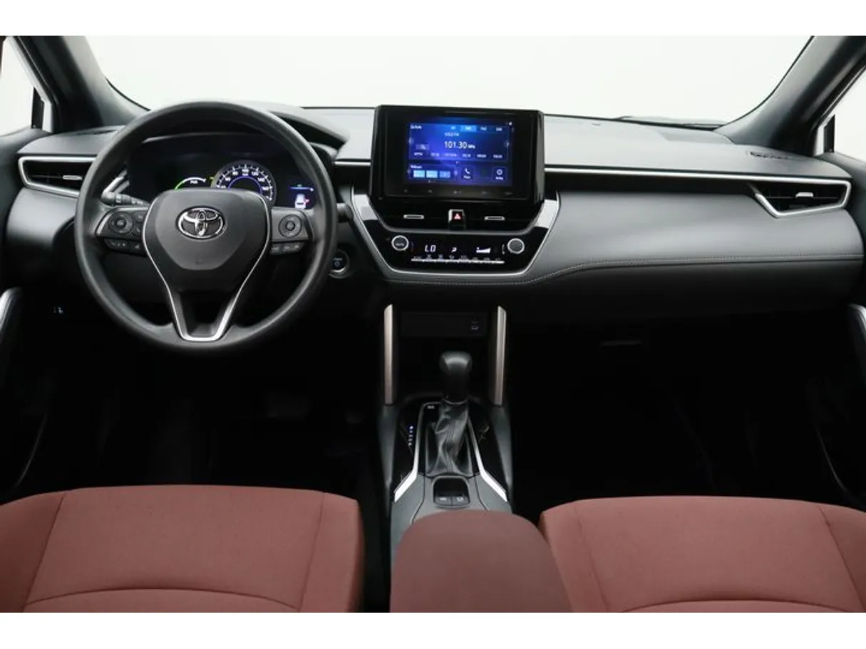 Car image 14