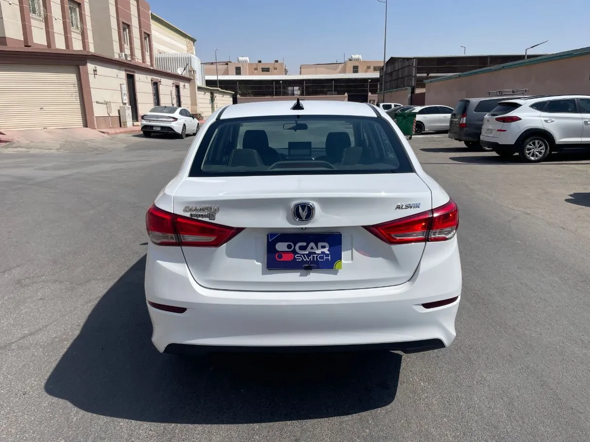 Car image 6