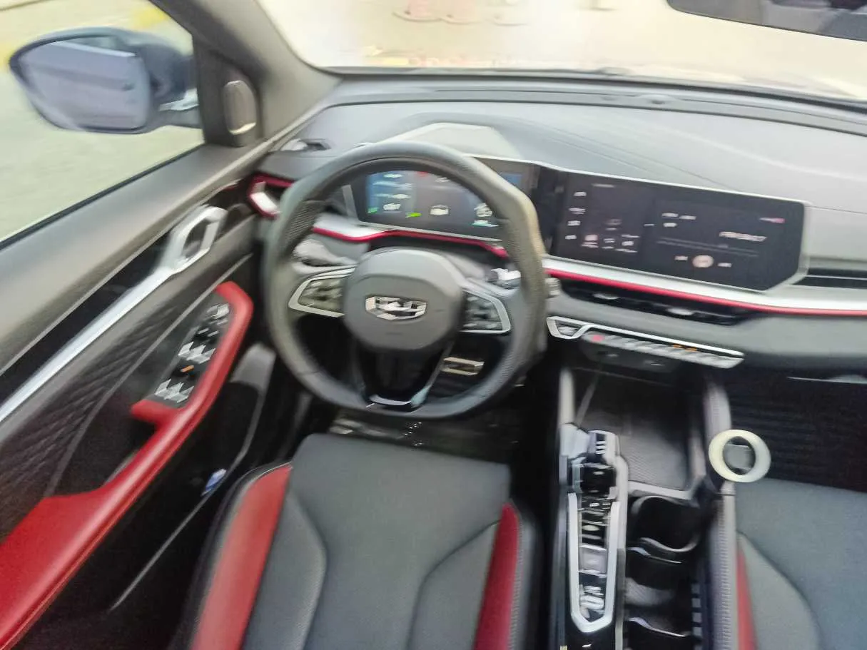 Car image 23