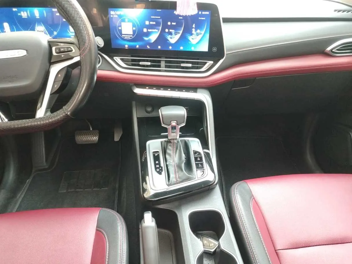Car image 21