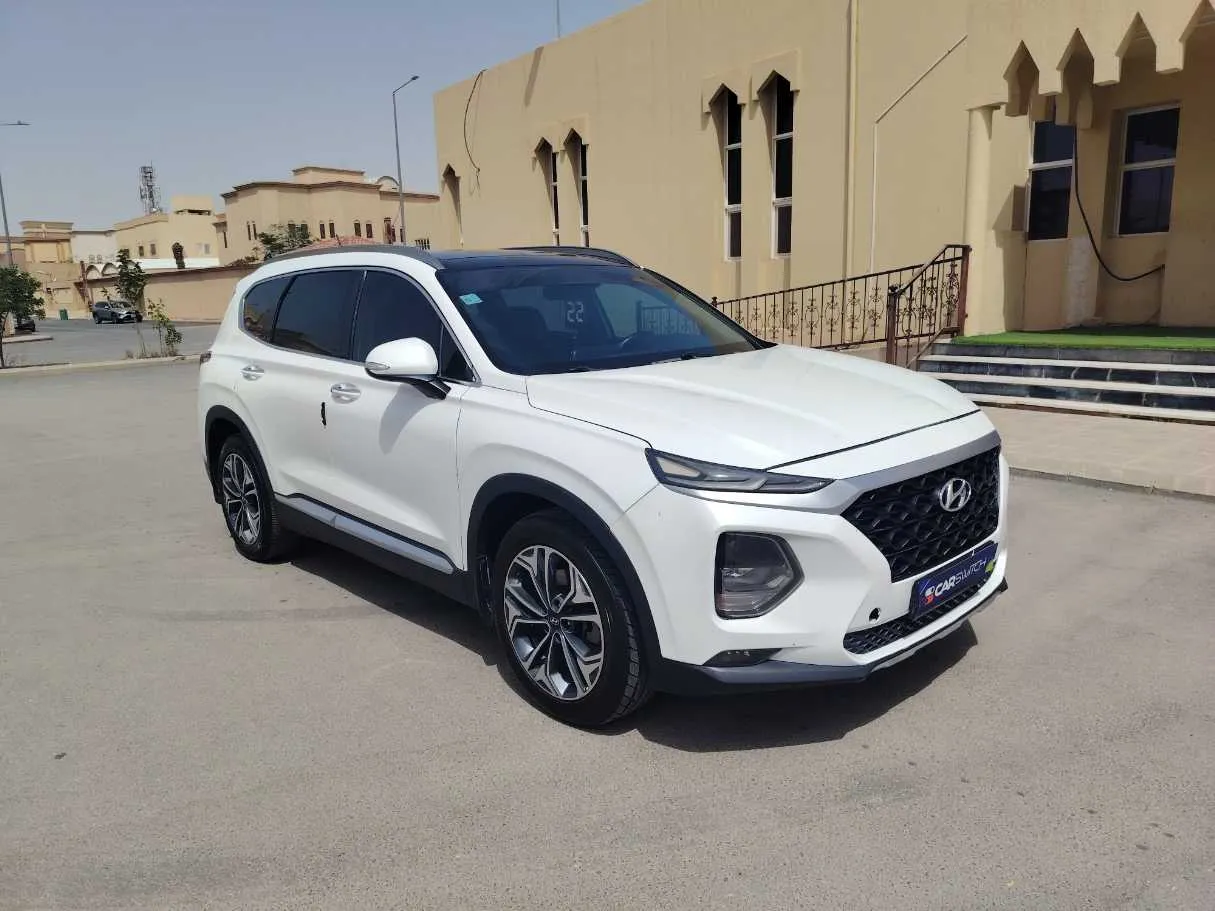 Car image 3