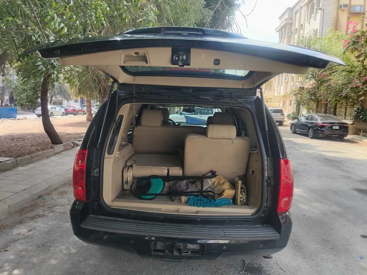 Car image 27