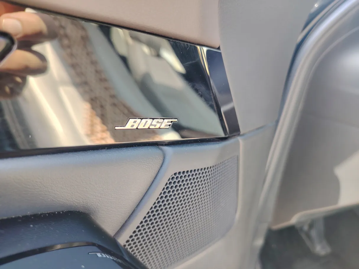 Car image 27