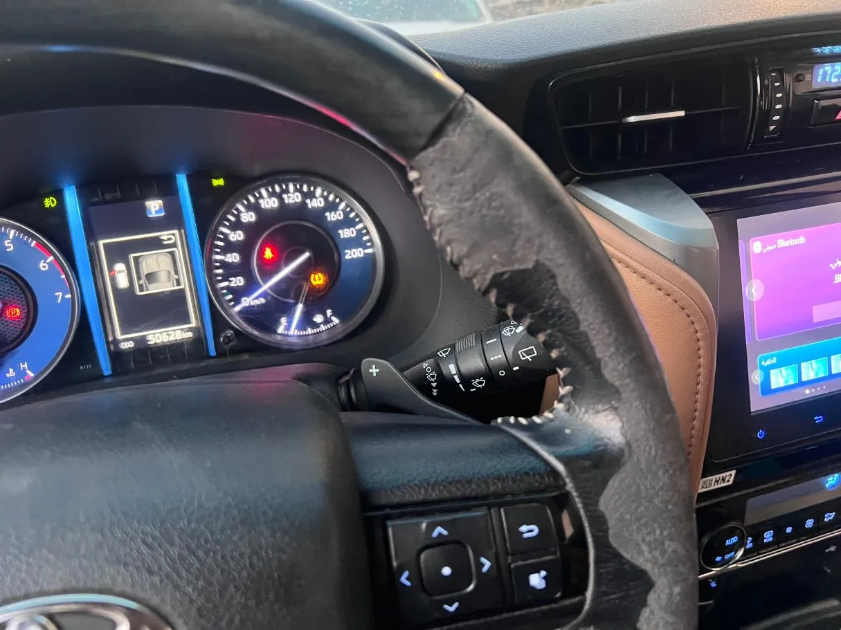 Car image 21