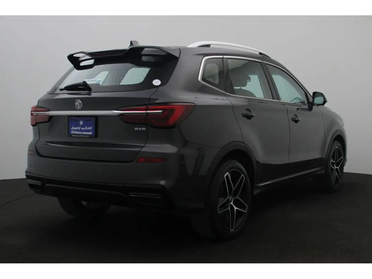 Car image 2