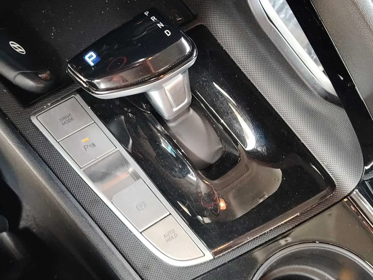 Car image 21