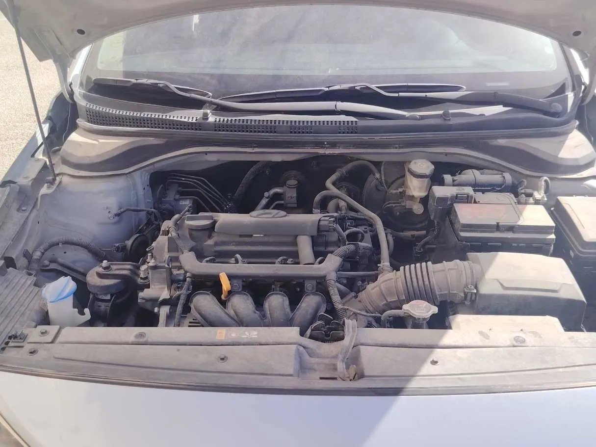 Car image 31