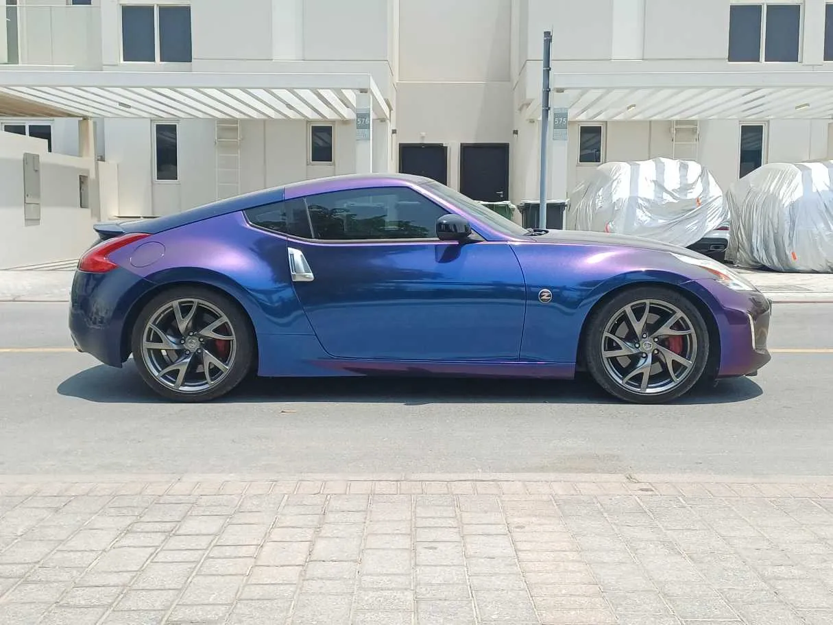 Car image 8