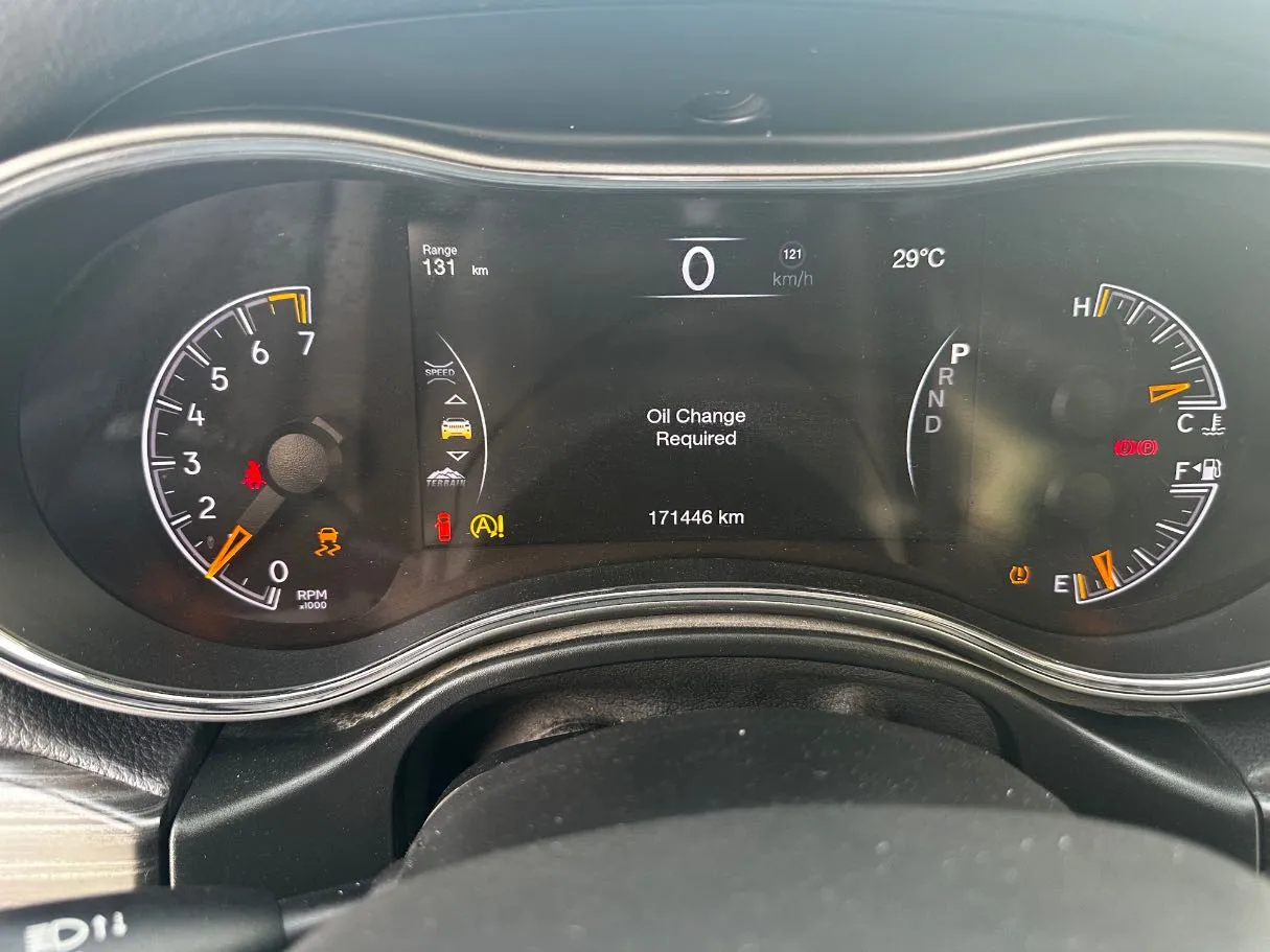 Car image 22