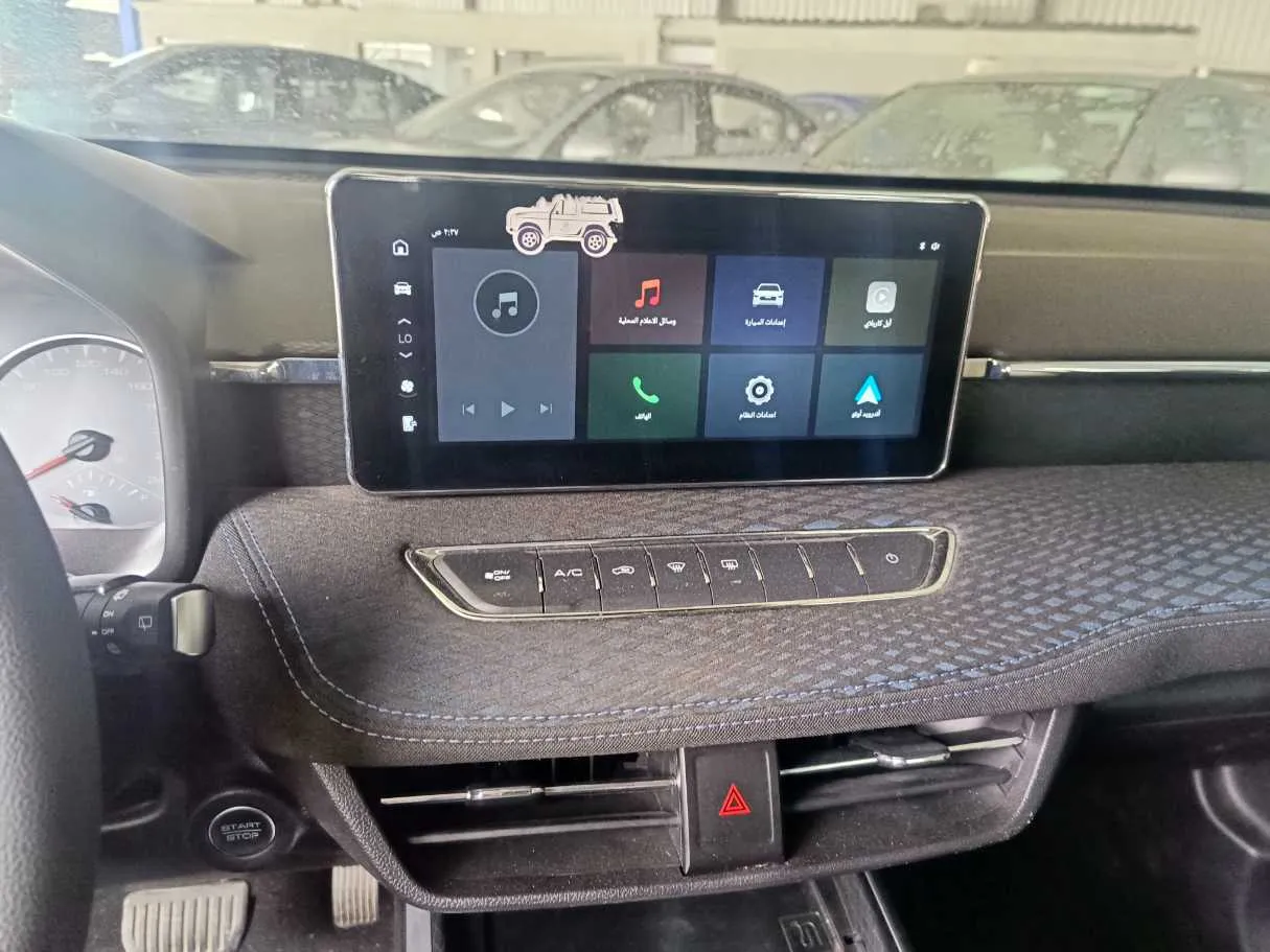 Car image 16