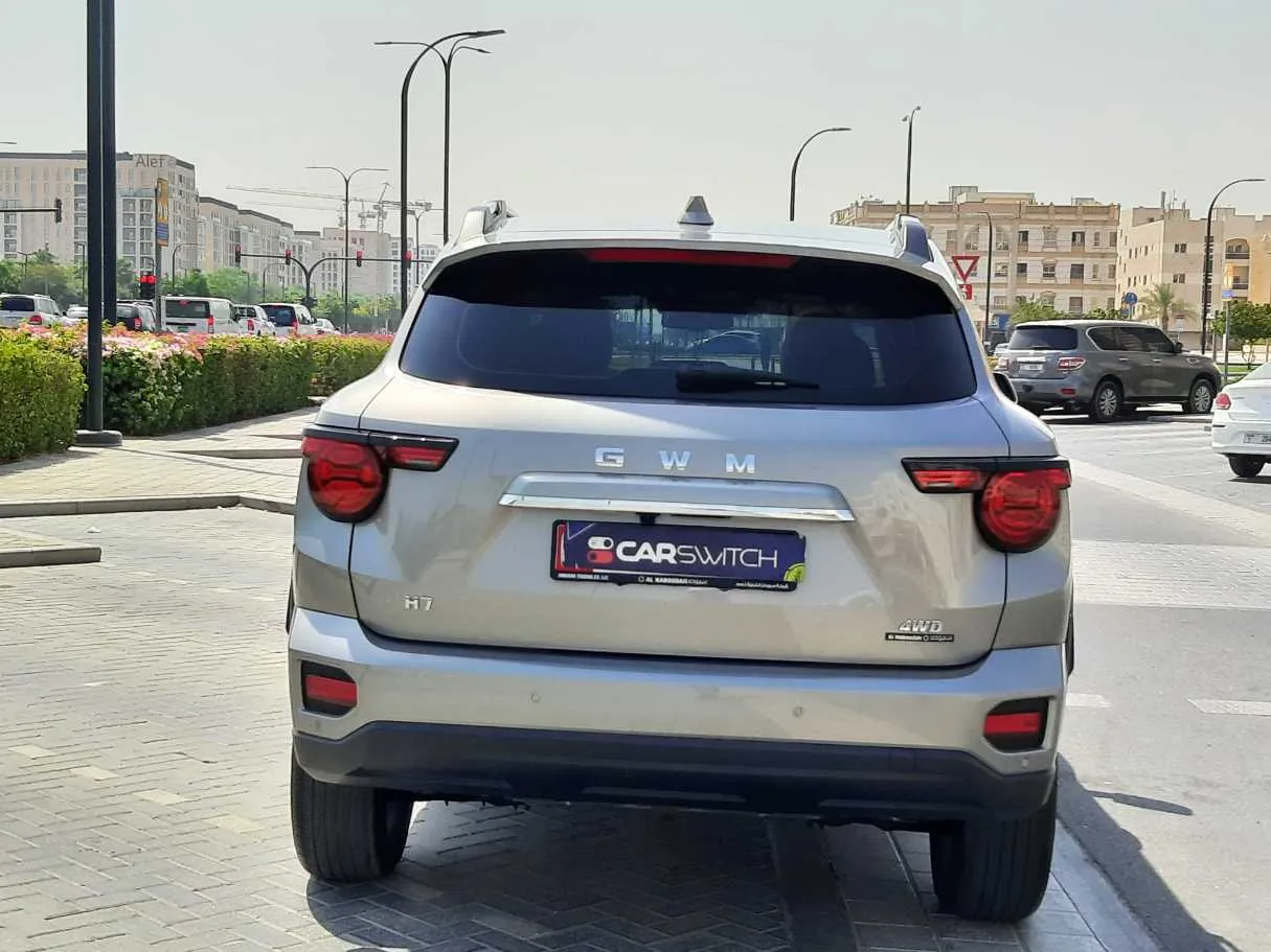 Car image 6