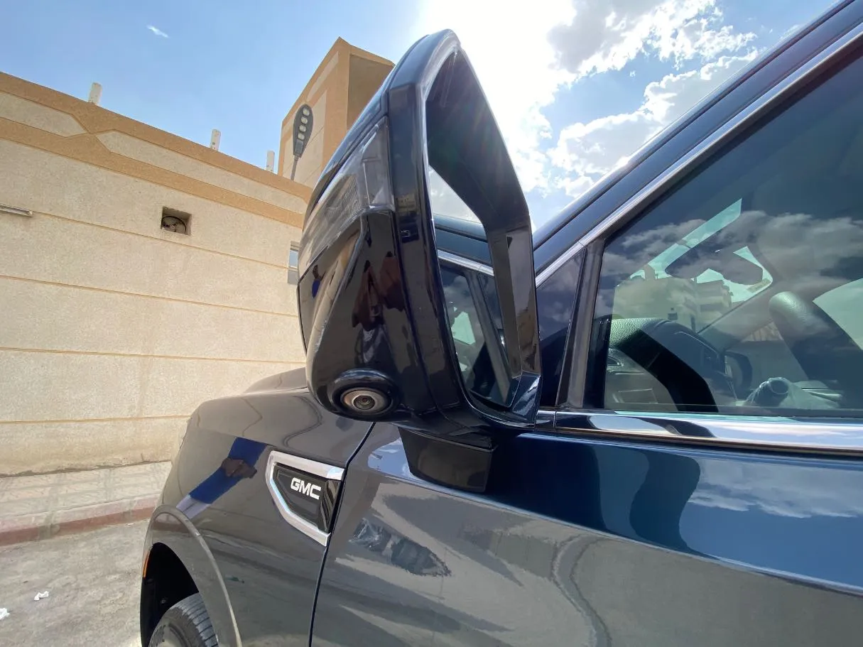 Car image 29