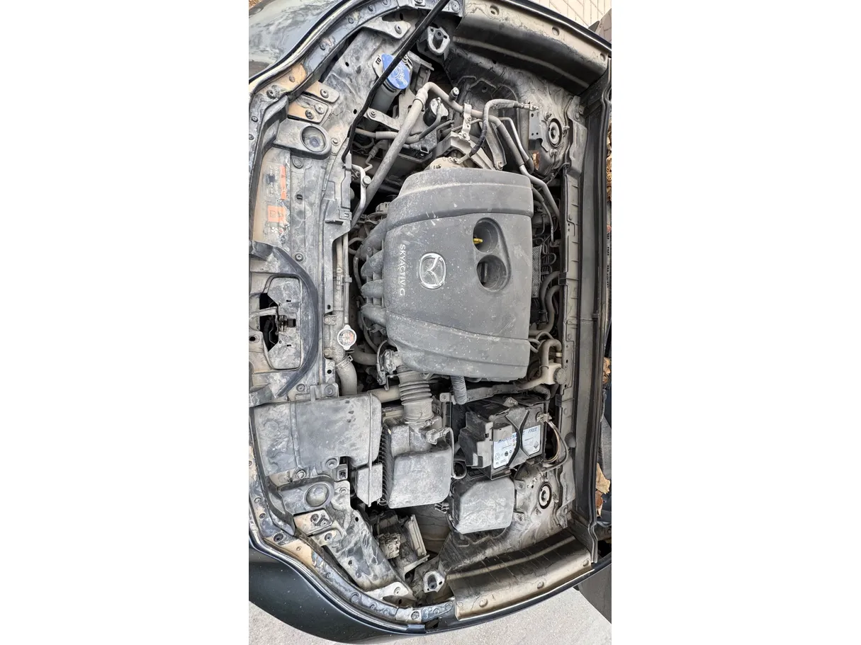 Car image 28
