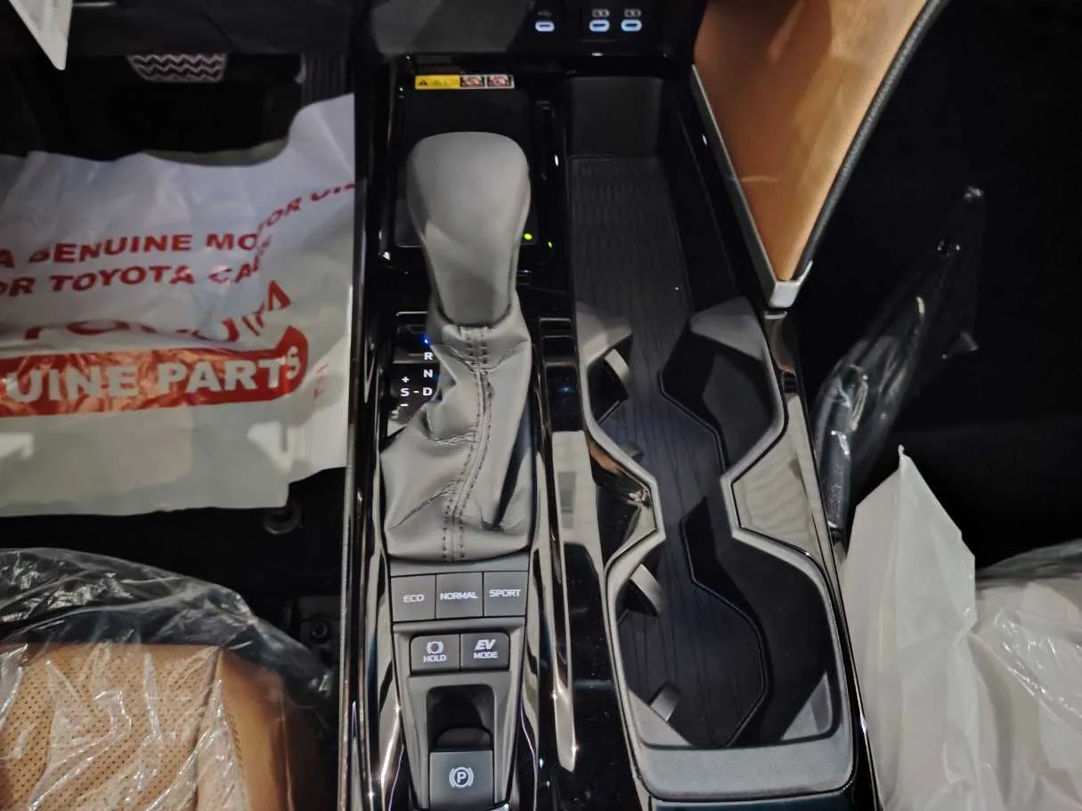 Car image 28