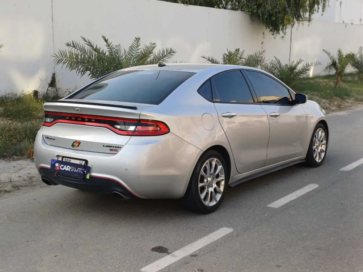 Car image 5
