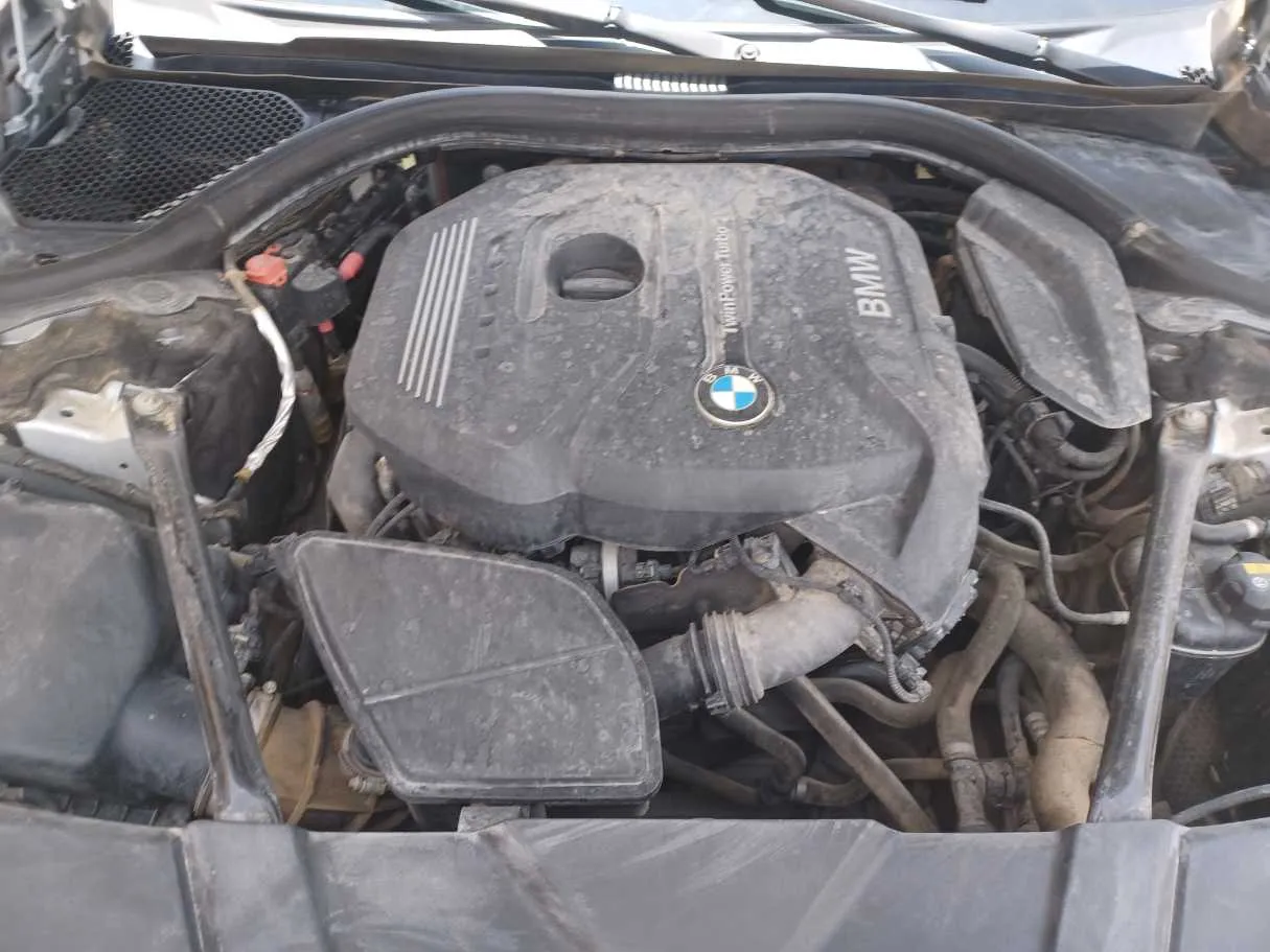 Car image 23