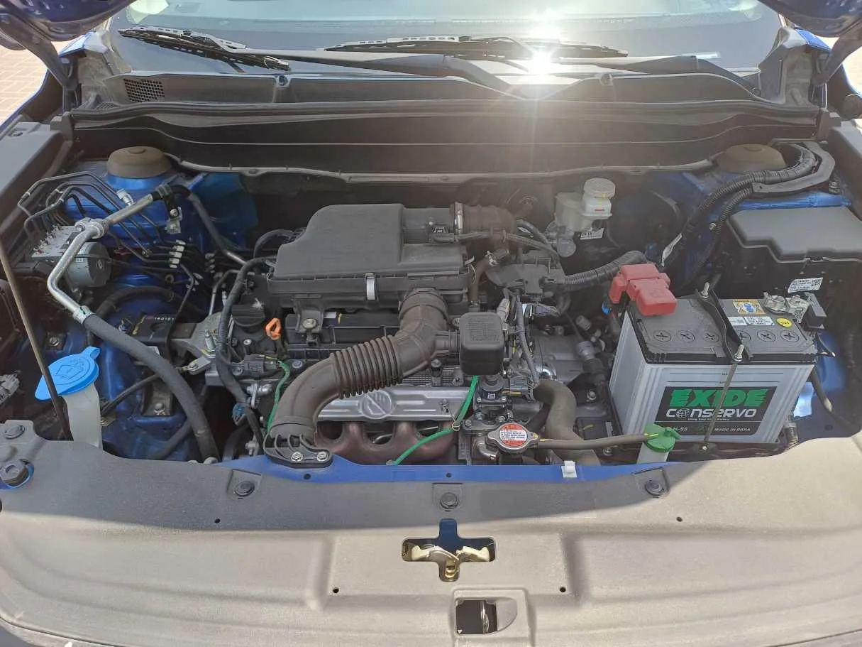Car image 20