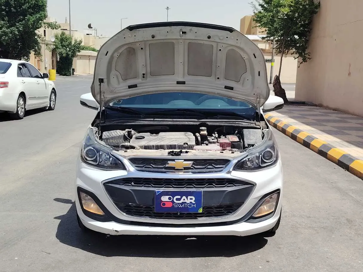Car image 28