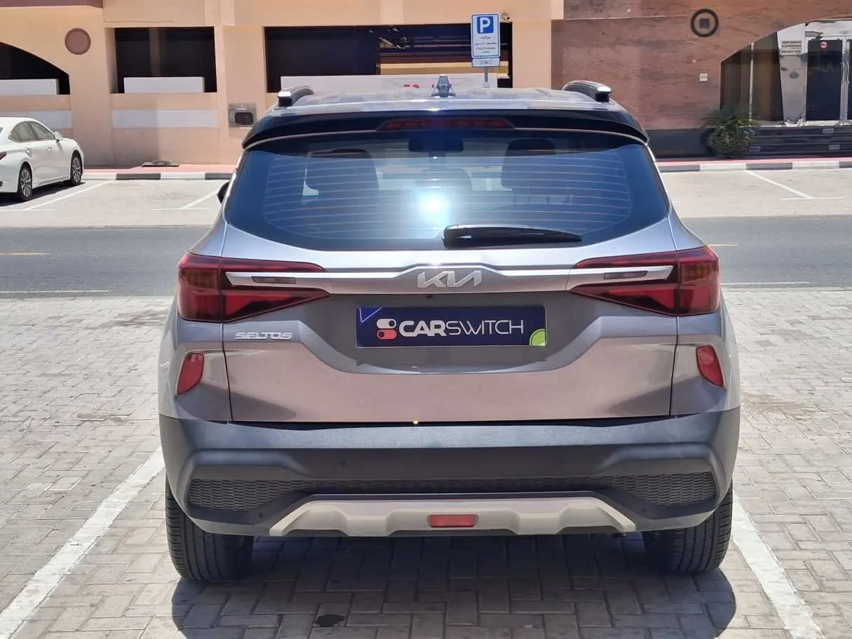 Car image 6